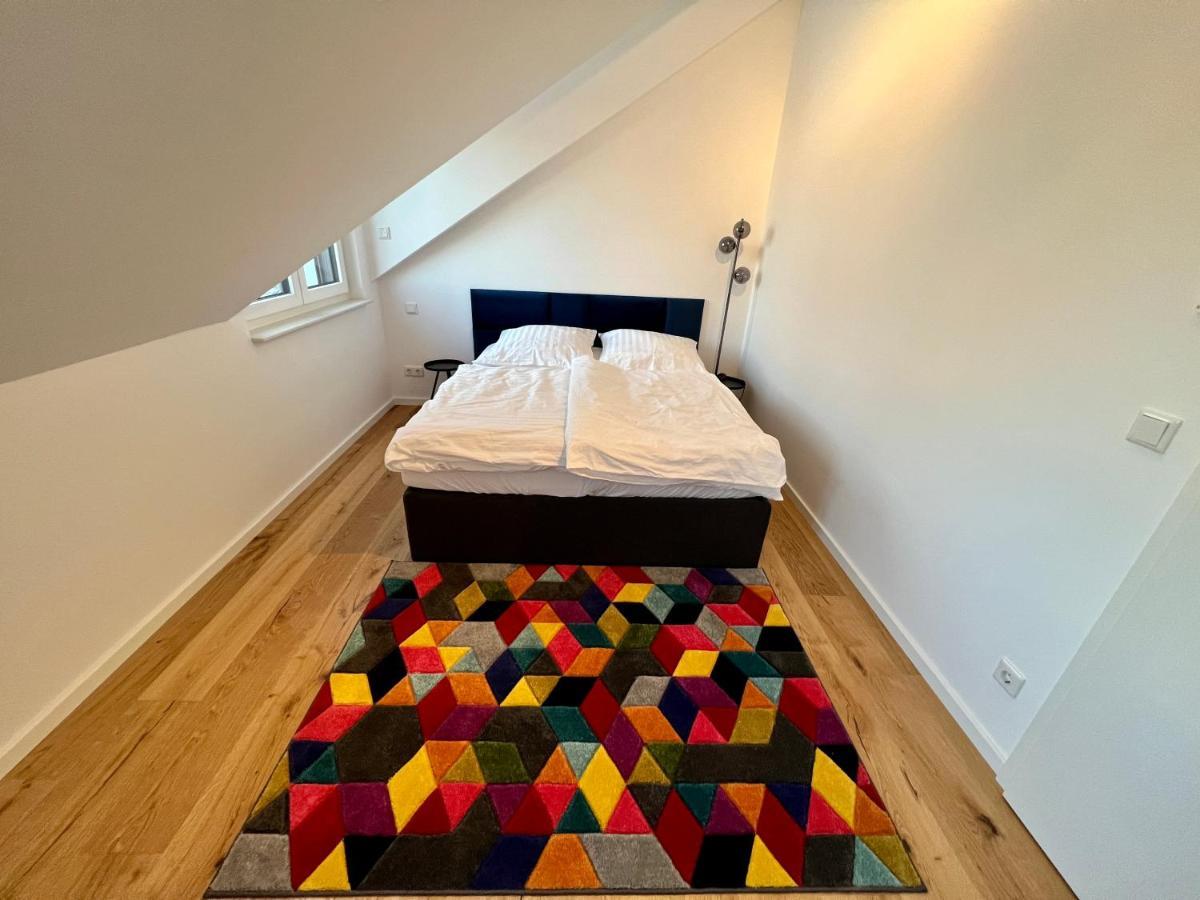 Apartment Lili-ps5-terrace-view-bright-kitchen-2xbedroom Offenbach am Main